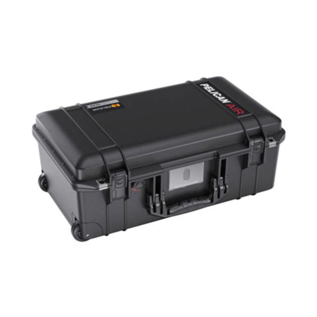 Pelican 1535 Case w/TrekPak Divider Black