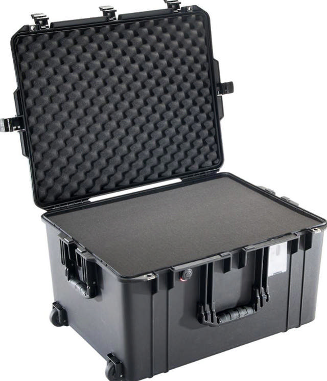 Pelican 1637 Transport Case Black