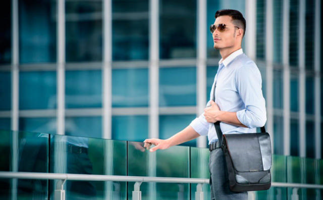 Everki Venue XL Premium RFID Mini Msngr