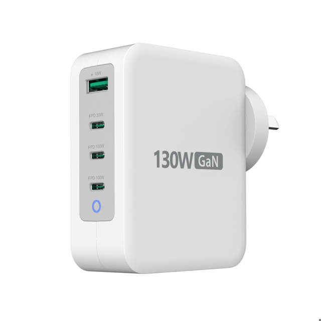 J5create JUP43130 130W GaN USB-C 4-Port