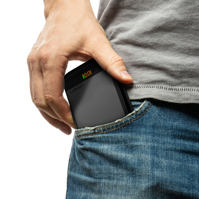 Cygnett MagSlim 5000mAh (5K) Magnetic Wireless Power Bank - Black