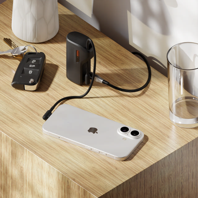 Cygnett ThumBoost 5000mAh (5K) Power Bank with Semi-Integrated USB-C Cable – Onyx Black