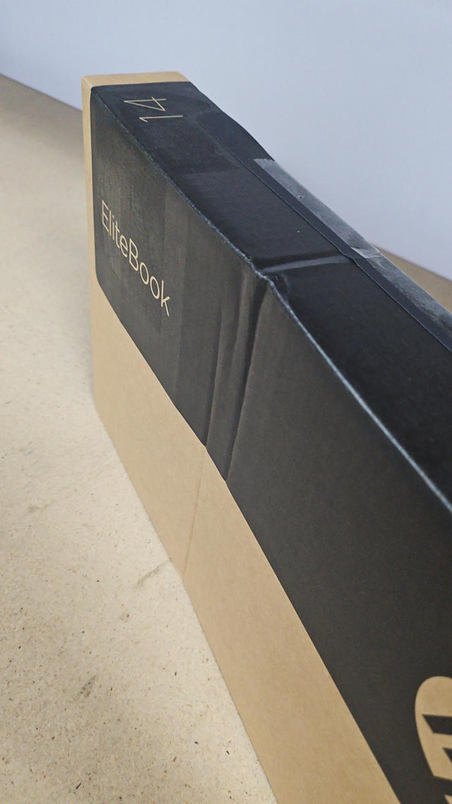 DAMAGED BOX HP EliteBook 8 G1i 14